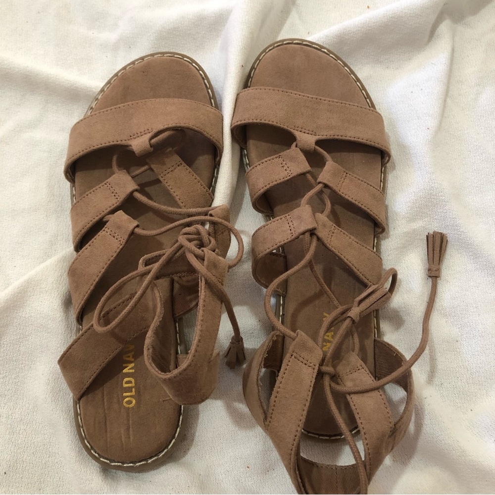 Old navy tan overlapping lace ankle tie sandals size 6